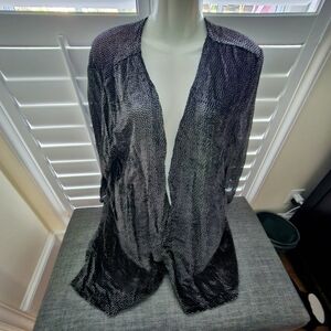 NWOT CHICO'S TRAVLERS Elegant Black and Silver Women's Shawl